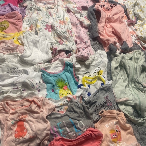 Newborn baby clothes 0-6months Name Brand - Picture 1 of 7